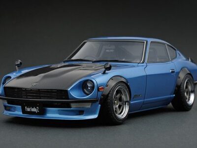 Le encantan los biplaza ya sea un AMG GT, un 911, como un Z3 M o un Datsun 240X. Le encantan los biplaza ya sea un AMG GT, un 911, como un Z3 M o un Datsun 240X.