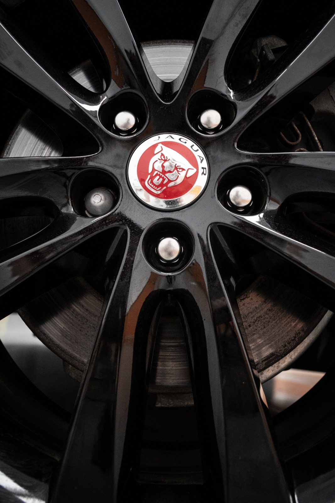 Jaguar XE P250 R-Dynamic SE