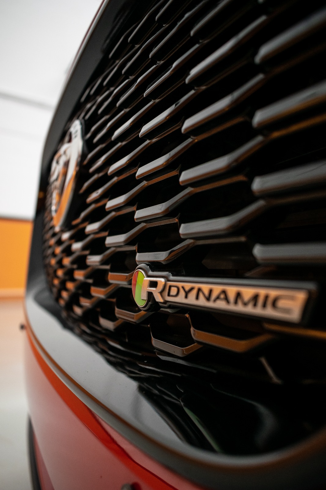 Jaguar XE P250 R-Dynamic SE