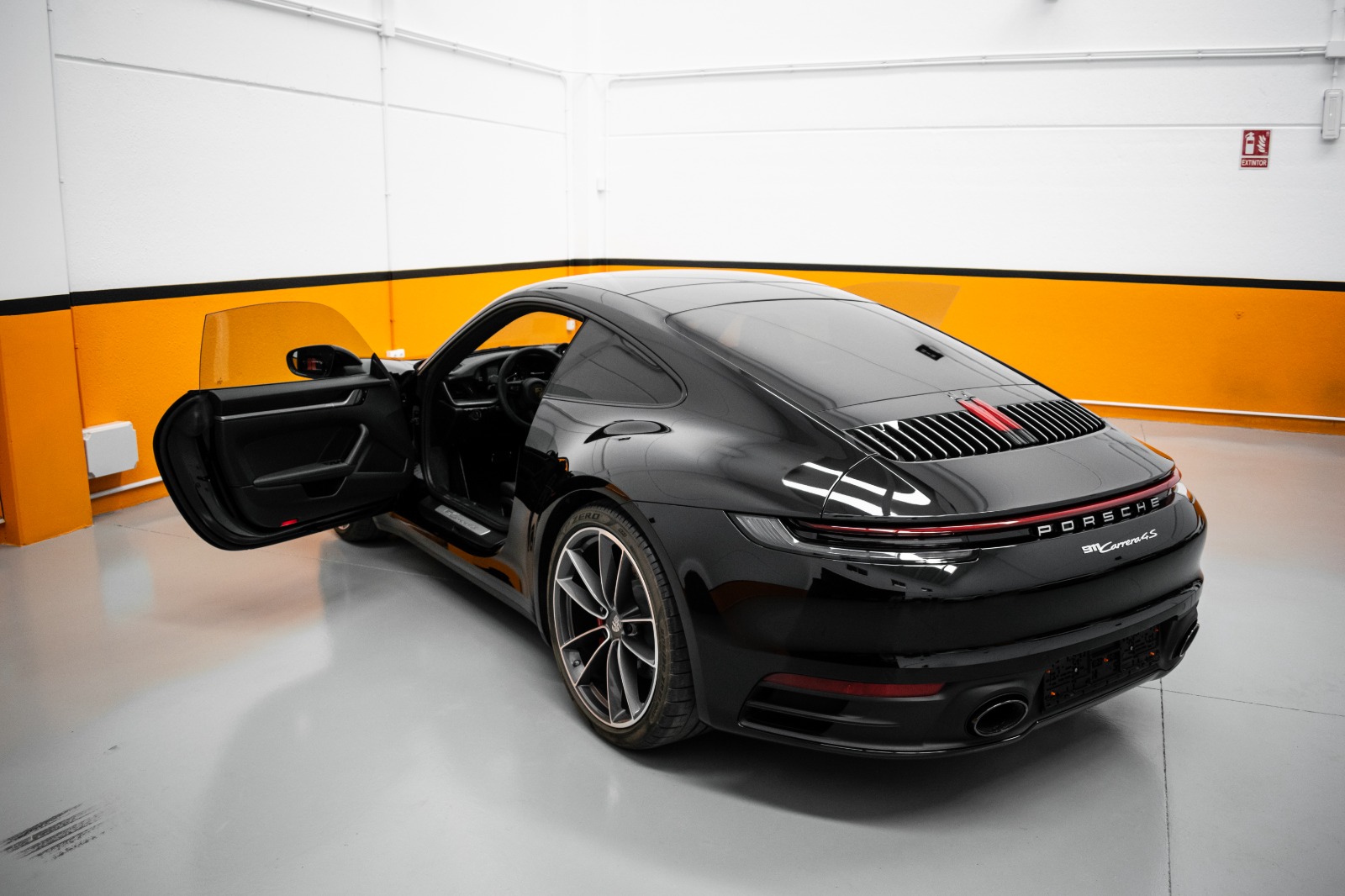Porsche 992 Carerra 4S