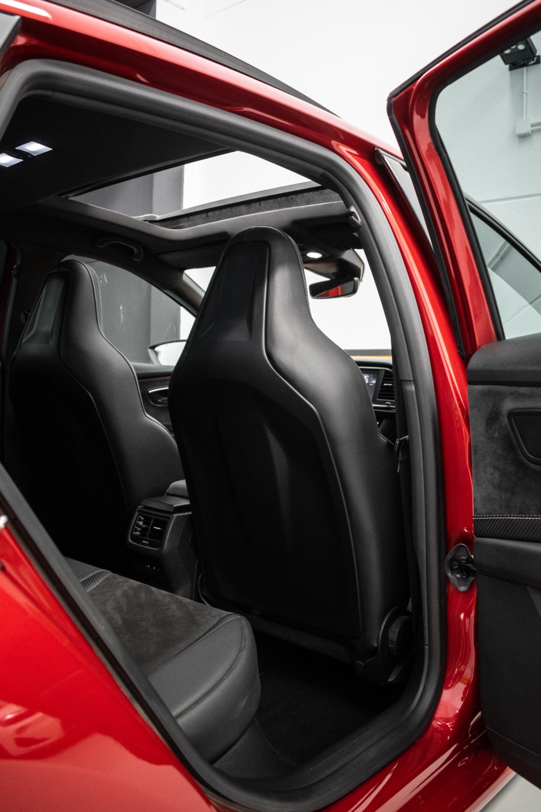 Seat León Cupra R300