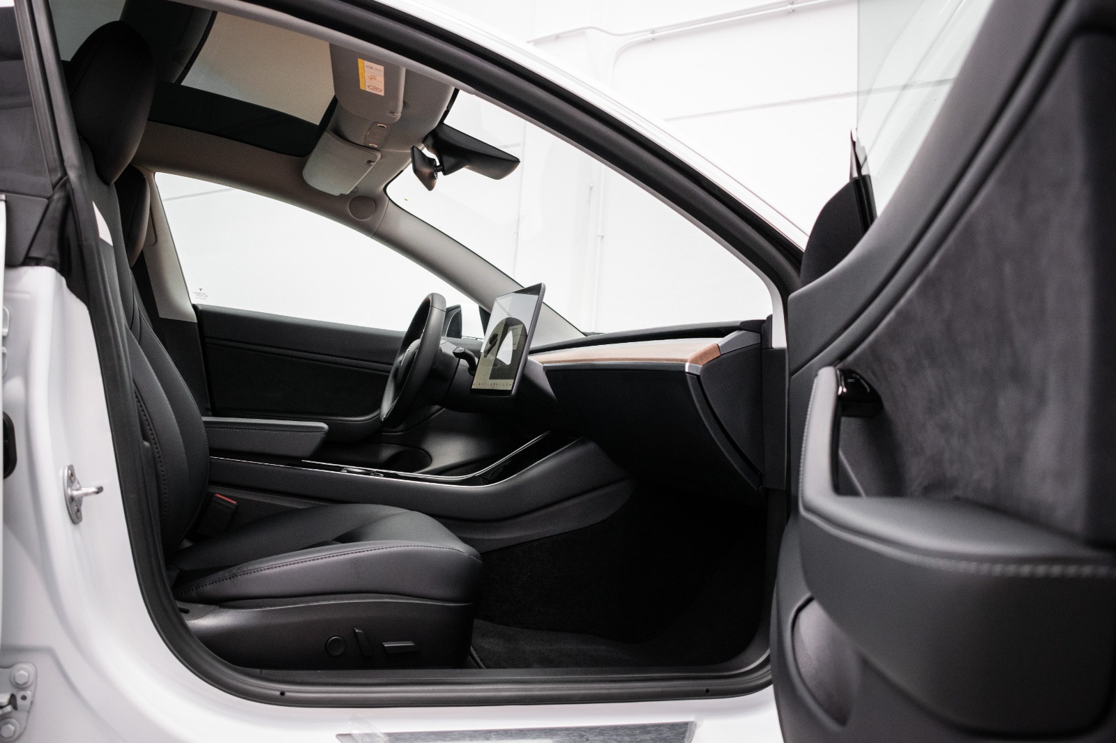 Tesla Model 3 Performance