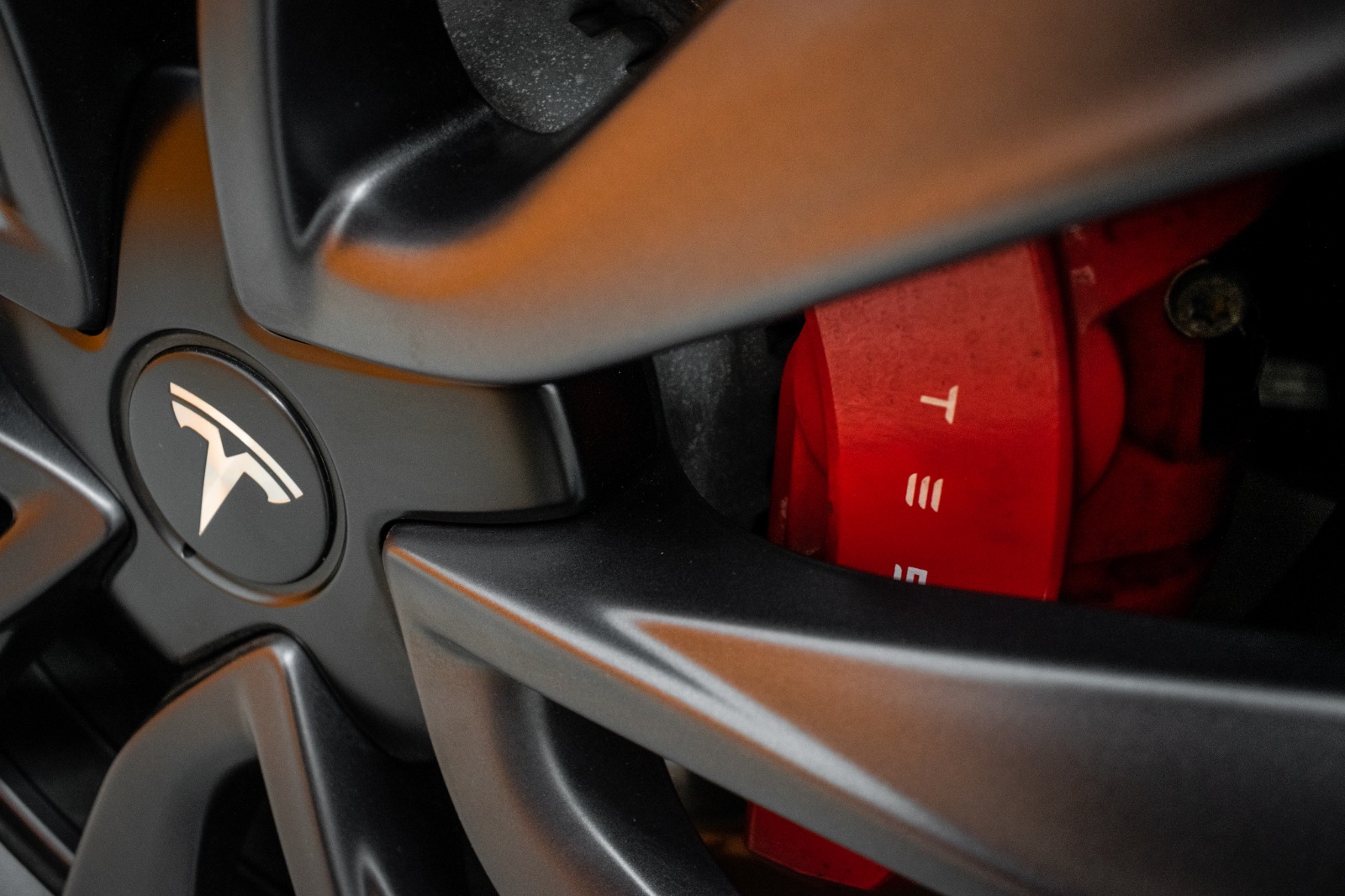 Tesla Model 3 Performance