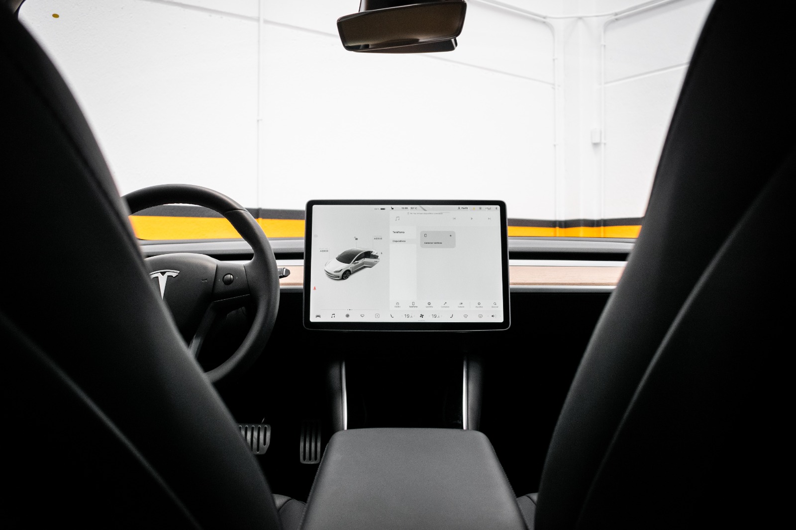 Tesla Model 3 Performance