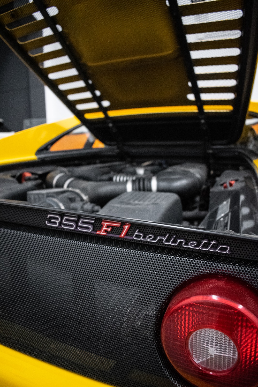 Ferrari 355 F1 Berlinetta